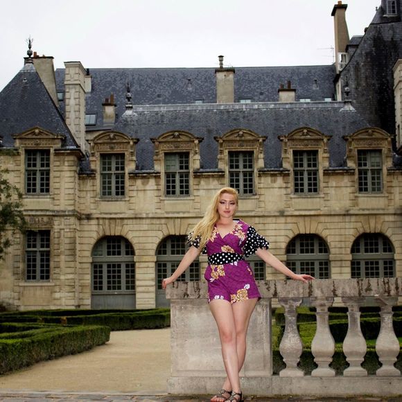 Meet your Posher, Christine - Picture 1 of 1